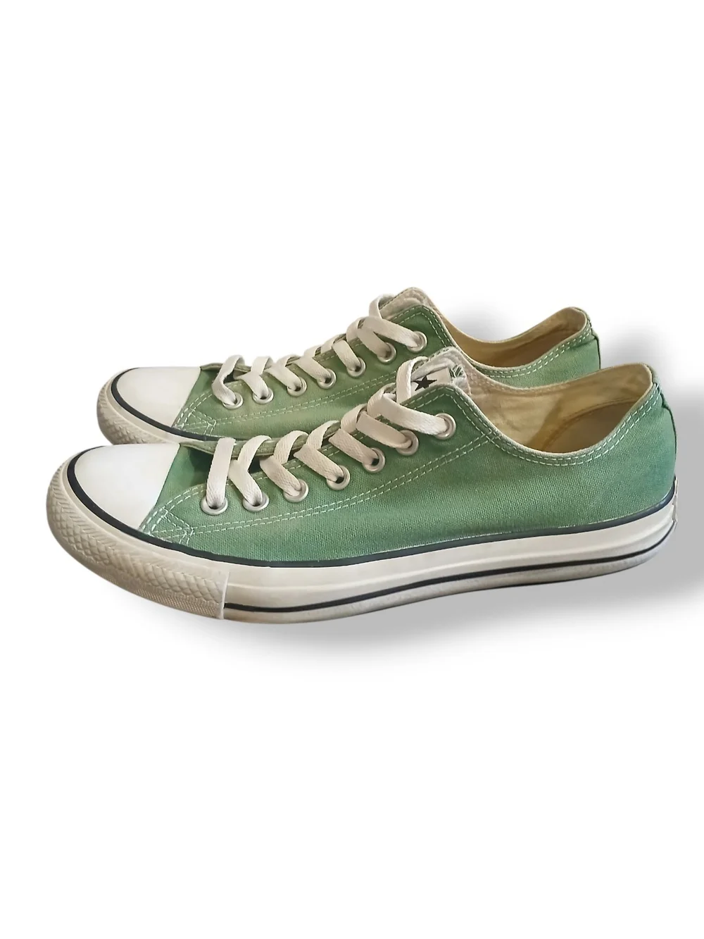 *CALIFORNIA GREENS* Low-Top CONVERSE ALL*STAR Sneakers - Clean Vintage Vibe RARE